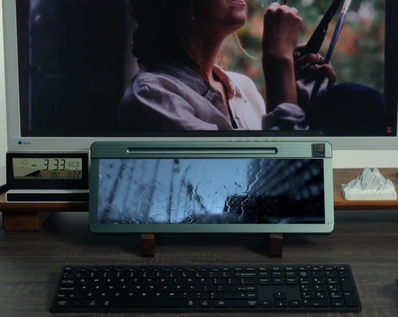 Представлена DS Pixel Keyboard — сенсорная клавиатура, которая может выступать вторым монитором